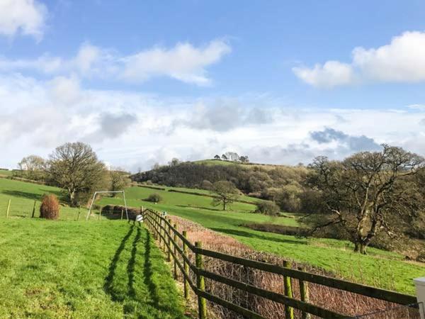 Ffynnonlwyd Cottage Llangynin المظهر الخارجي الصورة