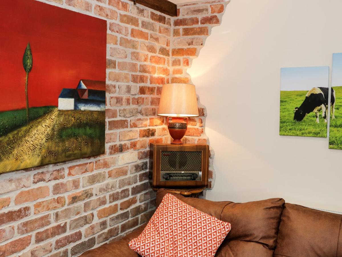 Ffynnonlwyd Cottage Llangynin المظهر الخارجي الصورة